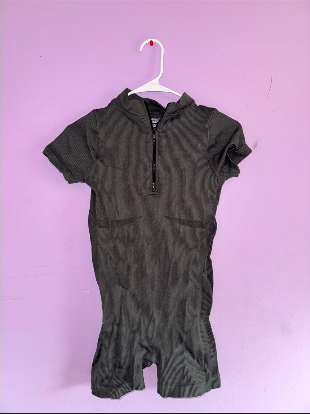 Ribbed Olive Green Short Sleeve Romper with Zip